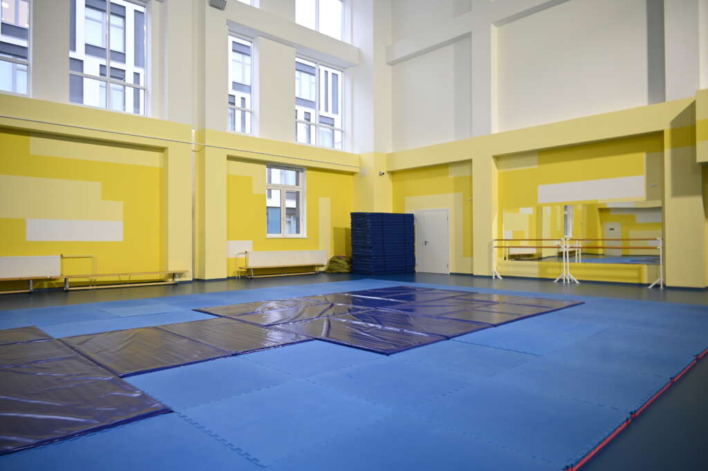 Зал для занятий гимнастикой